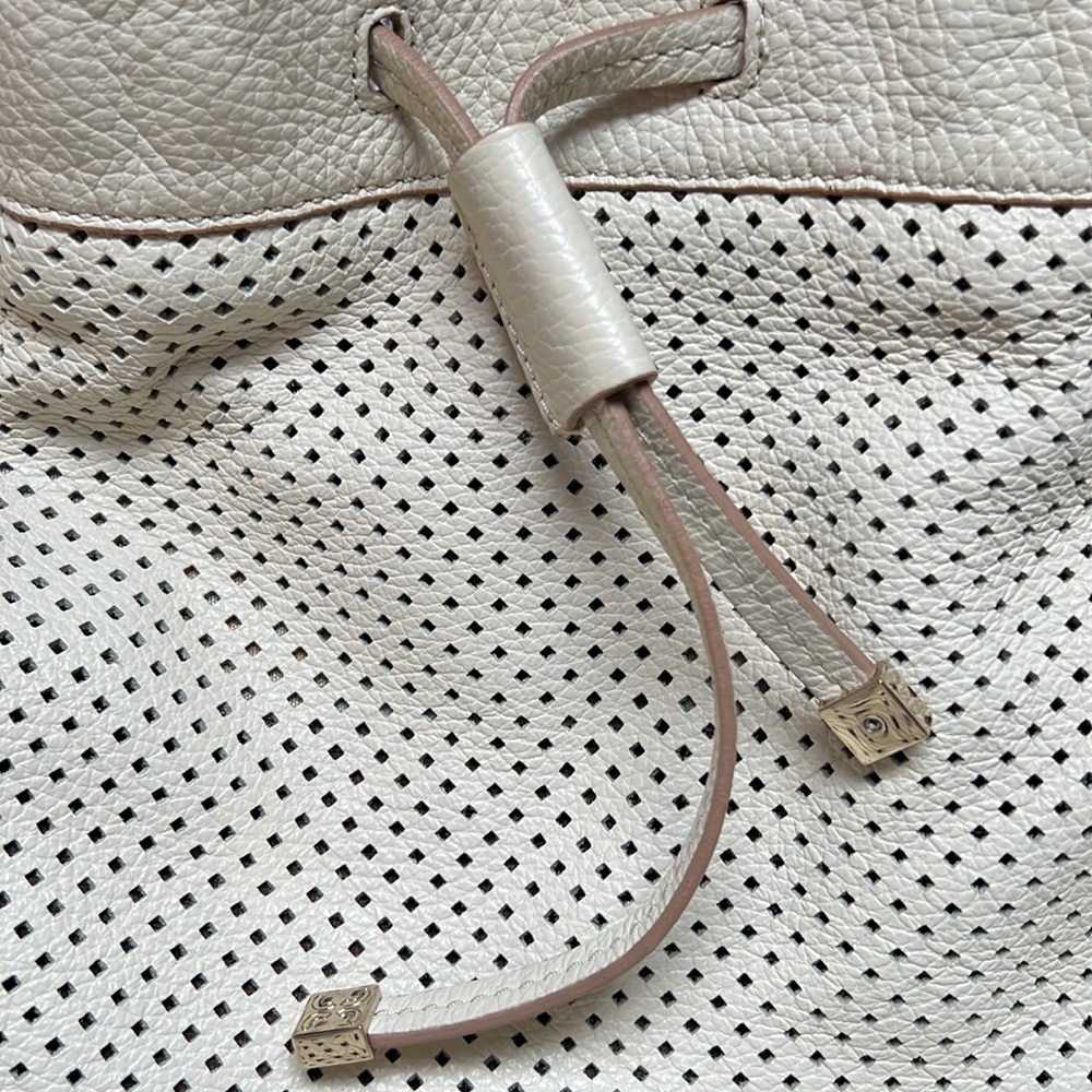 handbag - Picture 3 of 6